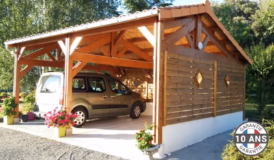 Carport 2 pentes faitage décalé 500cmx450cm, bois DOUGLAS Français  (Charpente en bois-auvent-abri voiture) 22m². Garantie 10 ans