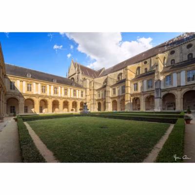 Tableau sur toile cour abbaye saint-rémi de reims 45×65 cm Fabriqué en France