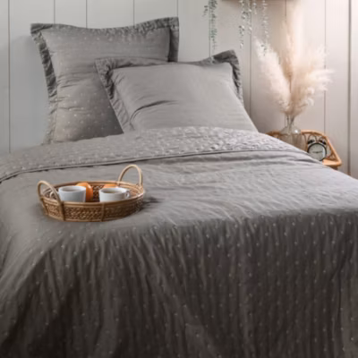 Couvre lit boutis réversible 260×240 avec 2 taies d&rsquo;oreiller