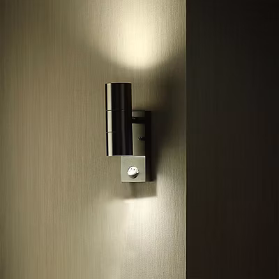 Applique Murale LED IP44 Double Faisceau GU10 avec Détecteur de Mouvement – SILAMP