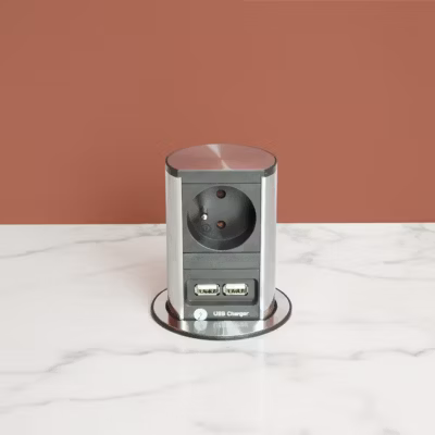 Prise plan de travail SUTTON – Bloc 1 prise rétractable + 2 USB-A inox brossé